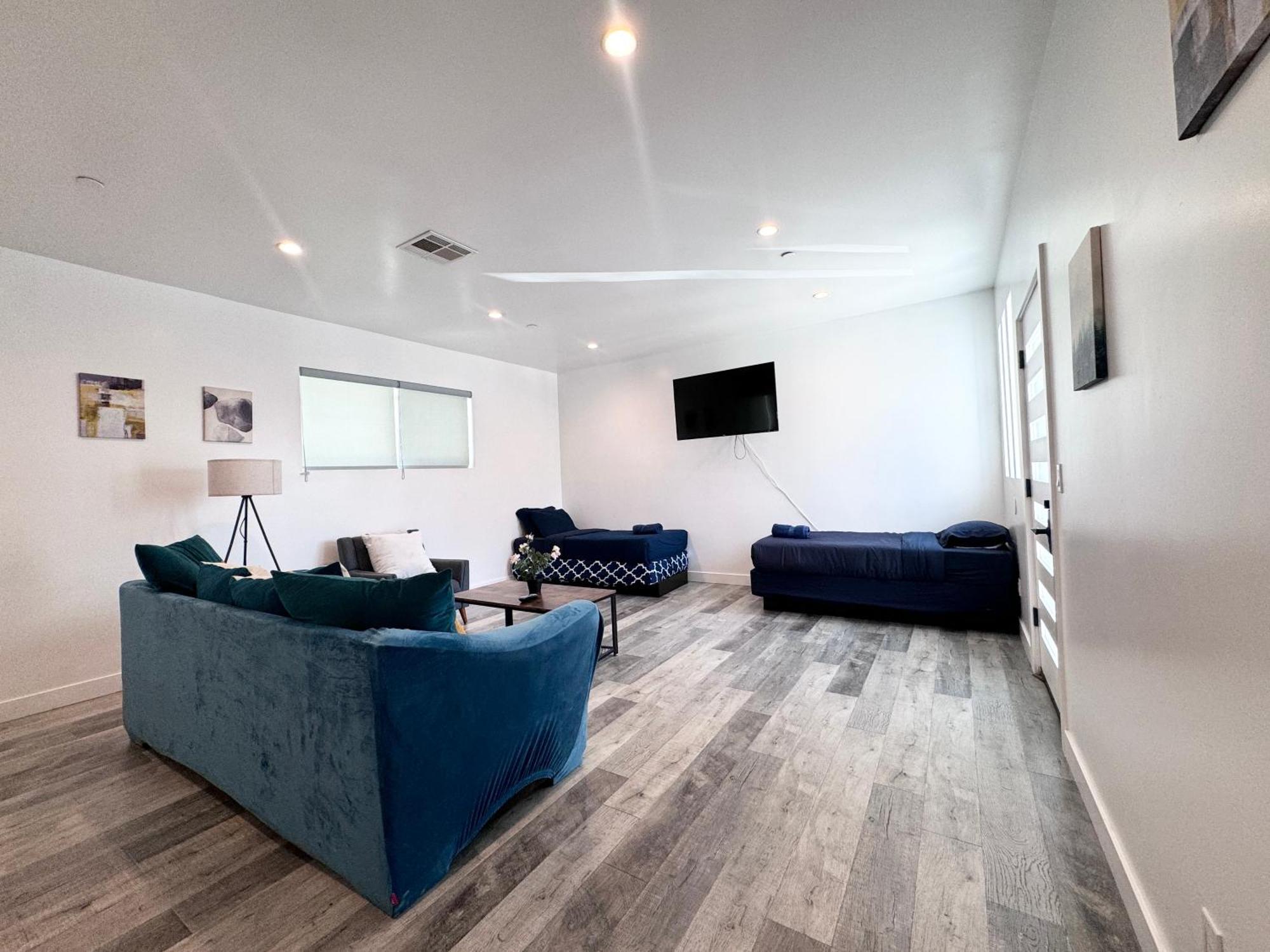Cheerful 4Br Home With Parking In East Hollywood Лос-Анджелес Экстерьер фото